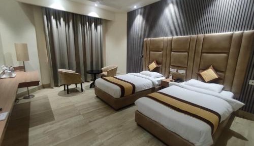 Deluxe Double or Twin Room