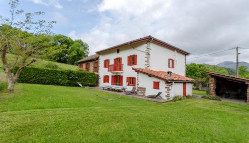 Six-Bedroom House