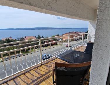 Studio Apartment with Sea View