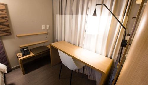 Apartment with Double Bed - Mobility Access