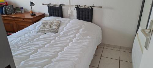 Superior One-Bedroom Apartment with Balcony