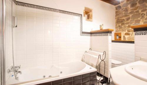 Suite with Spa Bath