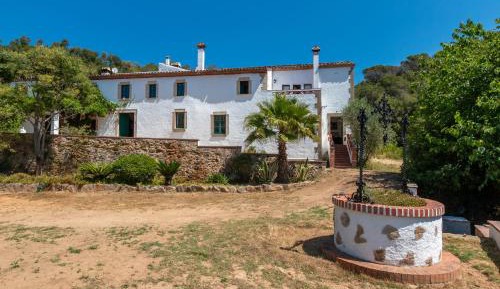 Six-Bedroom House