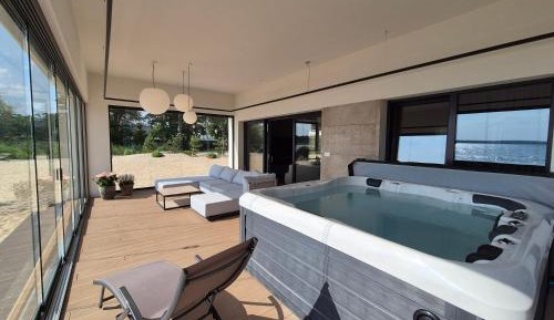 Two-Bedroom Apartment with Lake View
