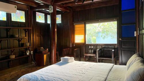 King Room with Garden View