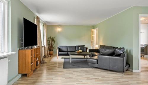 Five-Bedroom Holiday Home