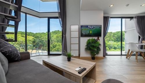 One-Bedroom Apartment