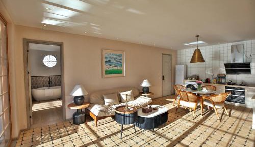 Suite