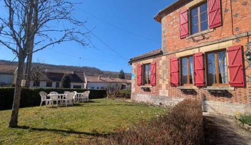 Holiday Home (6 Adults)