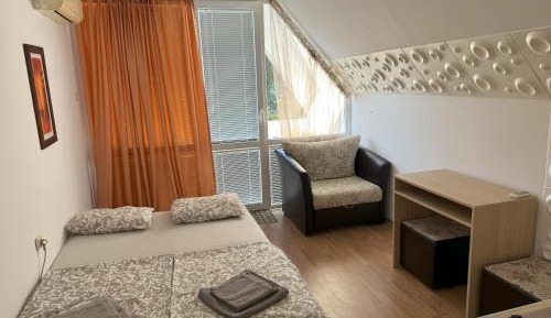 Small Double Room