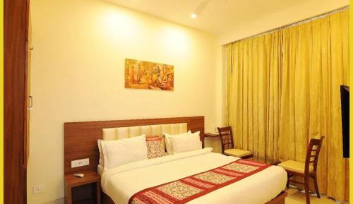 Deluxe King Room