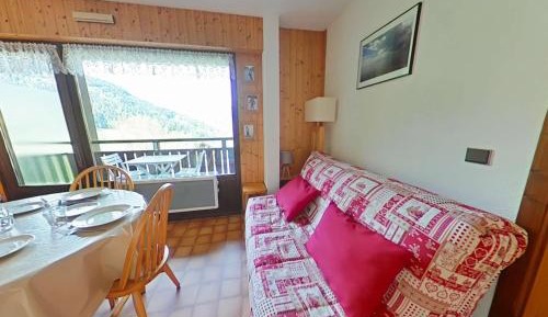 Apartment (5 Adults)