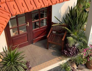 Queen Room with Garden View