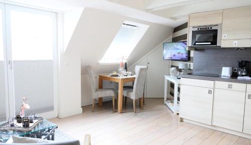Apartment with Balcony