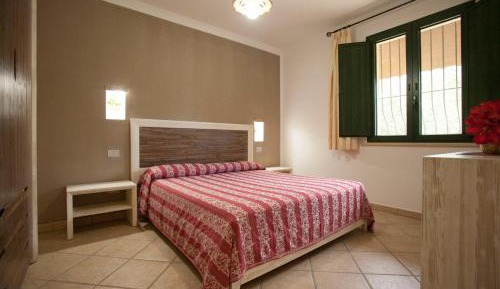 Two Connecting Double Rooms