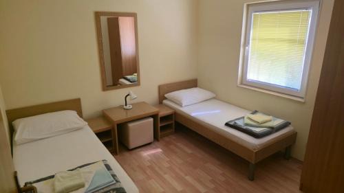 Twin Room with Private Bathroom