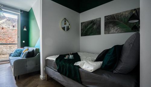 Studio Apartment