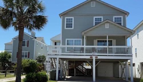 Four-Bedroom Holiday Home