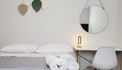 Standard Double Room with Shared Bathroom