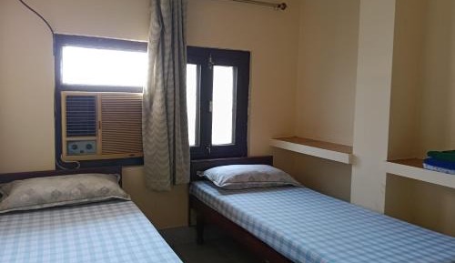 Twin Room with Shared Bathroom