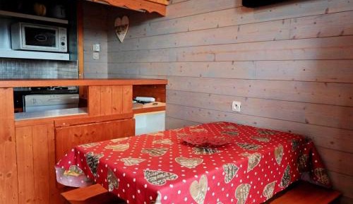 Apartment (6 Adults)