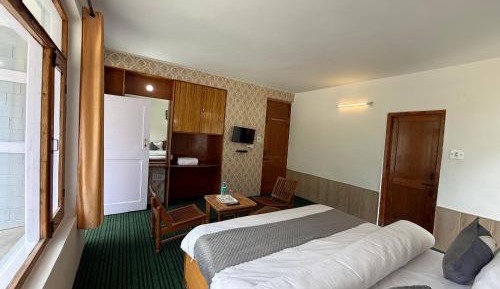 Double Room with Private Bathroom