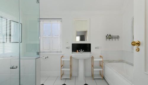 One-Bedroom Villa