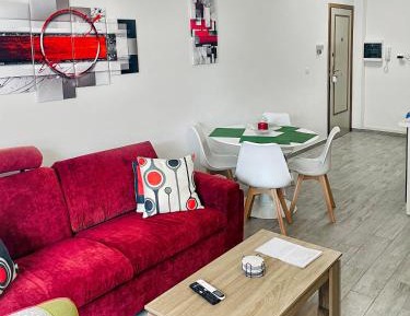 Two-Bedroom Apartment - Oceanfront 