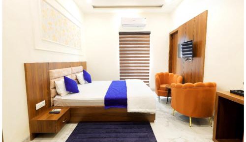 Deluxe Suite