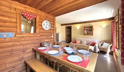 Apartment (6 Adults)
