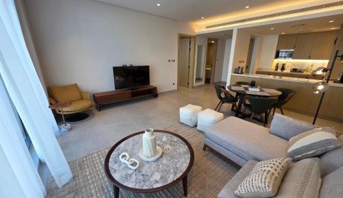 Superior One-Bedroom Apartment