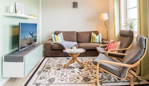 Apartment with Balcony