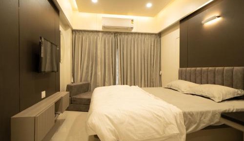 Triple Room with Private Bathroom