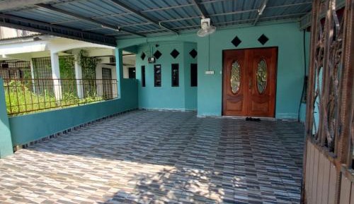 Four-Bedroom Holiday Home