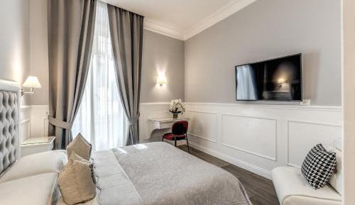 Suite with City View