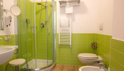 One-Bedroom Apartment (2 Adults)