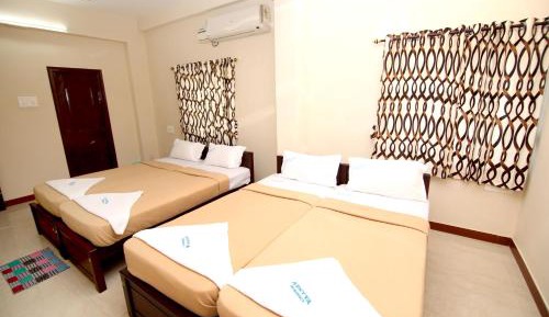 Deluxe Family Room