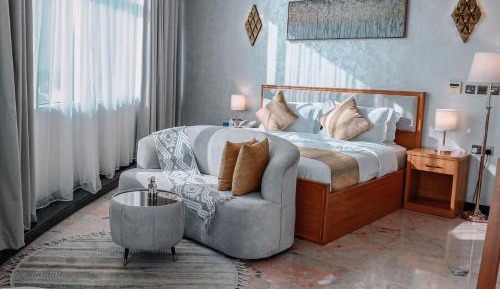 Queen Room