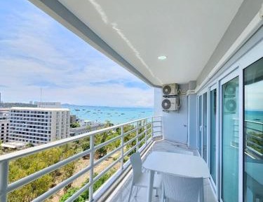 One-Bedroom Apartment - Sea Side