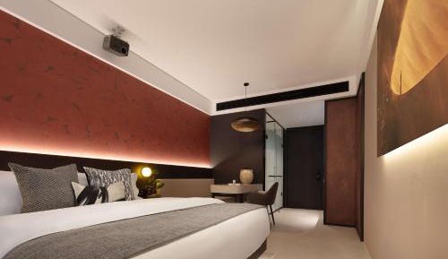 Queen Room