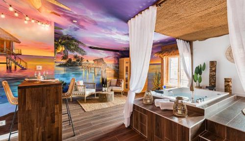 Deluxe Suite with Sea View