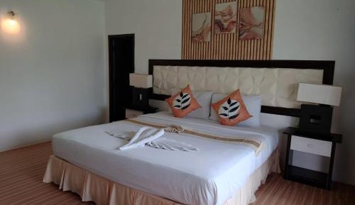 Deluxe Garden View Room