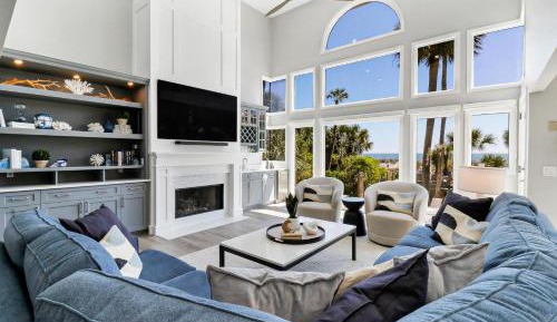 Five-Bedroom Holiday Home