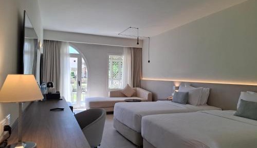 Deluxe Room With Garden View