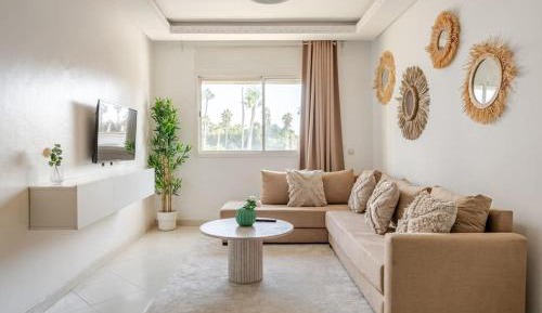 Three-Bedroom Apartment with Balcony