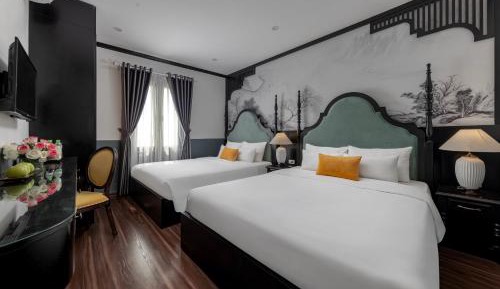 Deluxe Family Suite