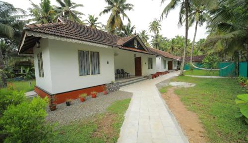 Deluxe Double Room (2 Adults + 1 Child)