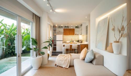 Suite with Private Pool