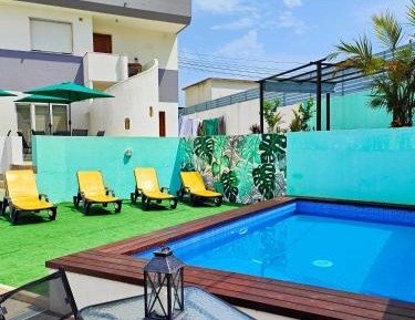 Double Room with Pool View