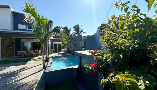 Villa - Beach Front